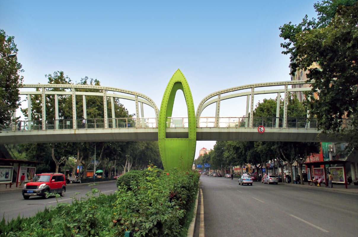 濟(jì)南市張莊路森林公園人行天橋工程